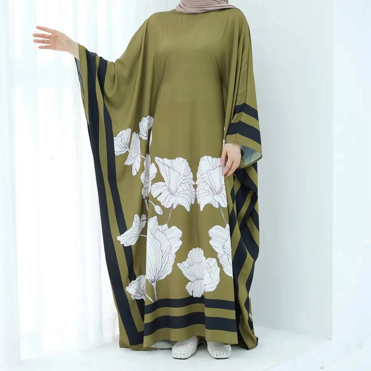 Green, Maroon, Pink, White