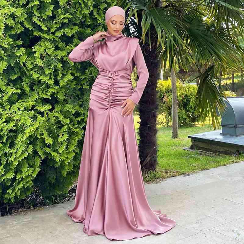 Muslim Women High Neck Elastic Waist Satin Abaya Dress Urgarment Muslim Women High Neck Elastic Waist Satin Abaya Dress Urgarment