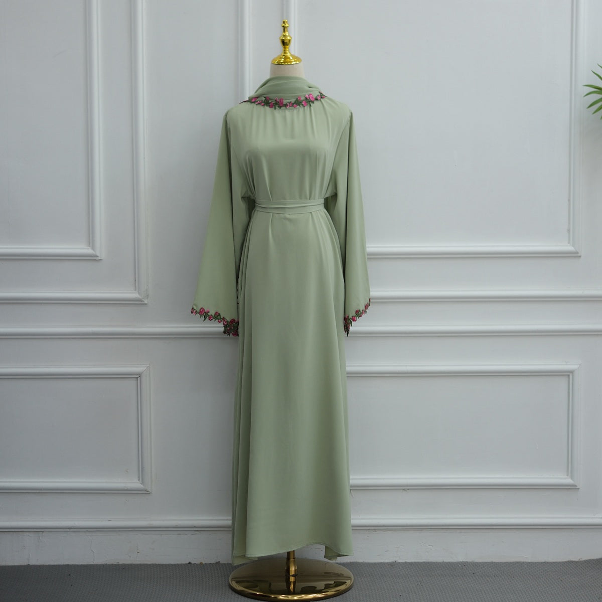 Muslim Women Nida Abaya Dress With A Laced Matching Hijab #261355 – Urgarment
