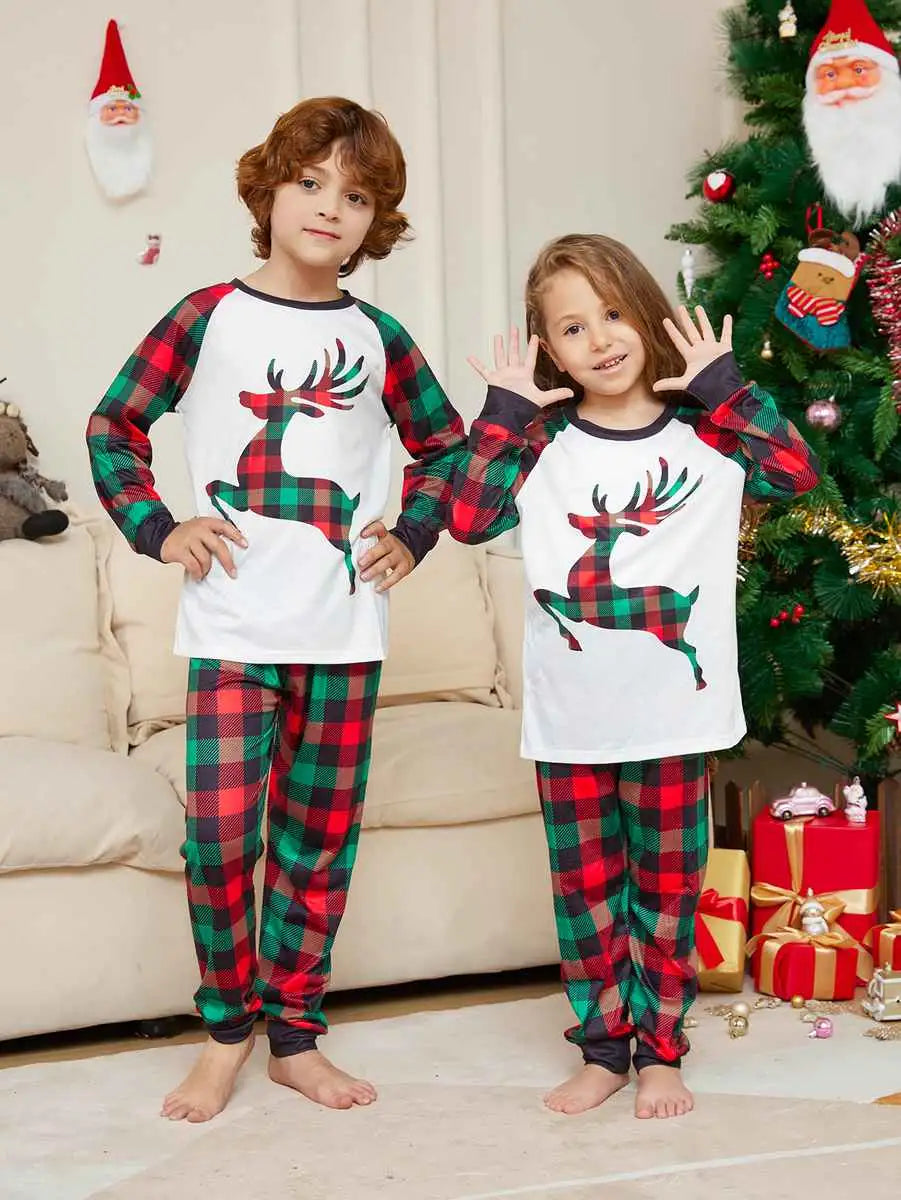 Plaid Reindeer Christmas Matching Family Pajamas Pjs Set #24321