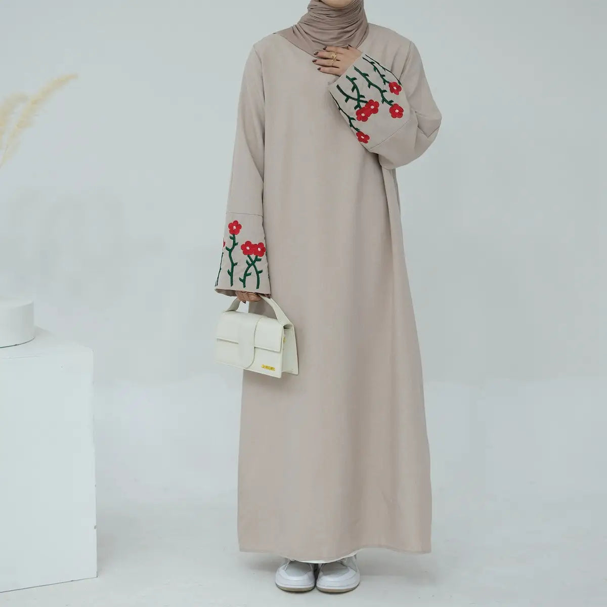 Flower Embroidery Abaya Dress – Urgarment