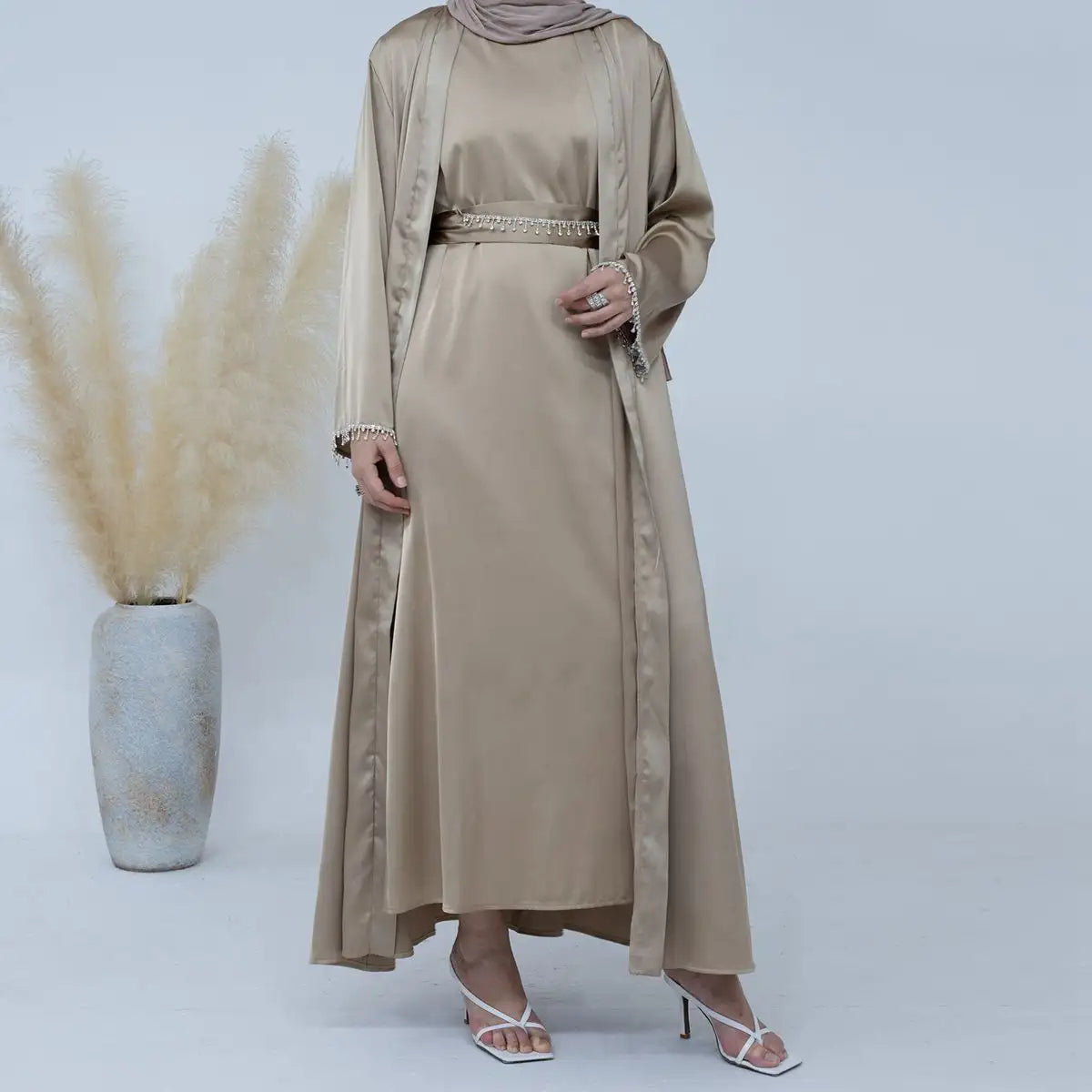 Modest Fashion 2 Pieces Set Crystal Belt Open Abaya Dress Set With Inner Sleeveless Dress