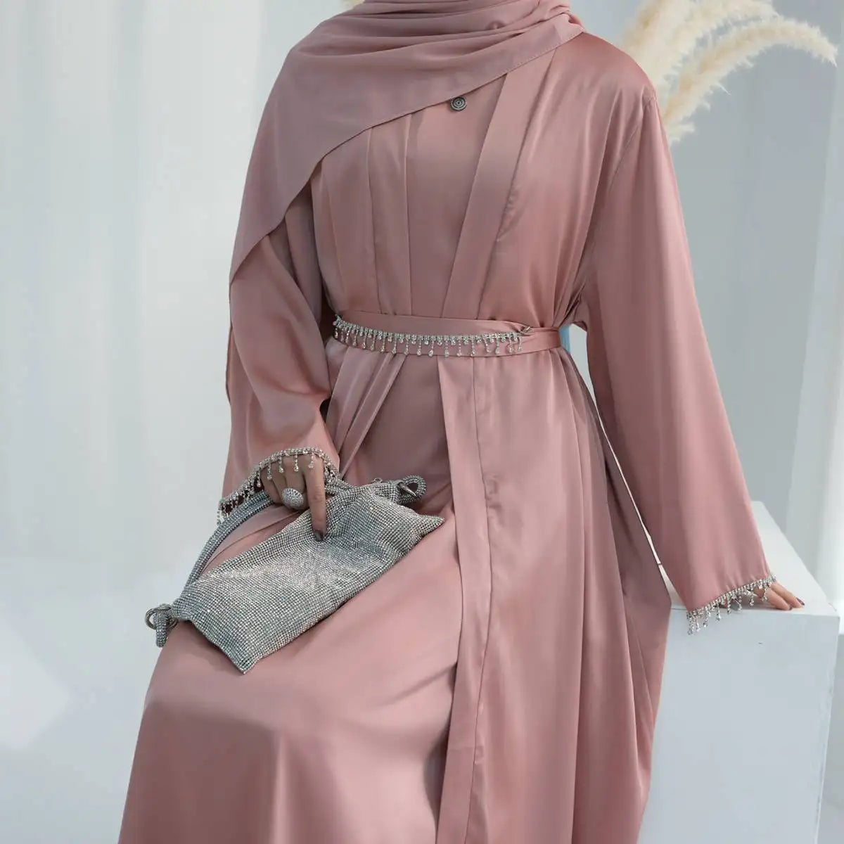 Modest Fashion 2 Pieces Set Crystal Belt Open Abaya Dress Set With Inner Sleeveless Dress