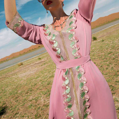 Middle East Vintage Elegant Women Caftan Kaftan Dress With Lace Embroidered
